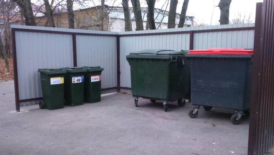 28 контейнерных мусорных площадок оборудуют в Калининграде до конца года