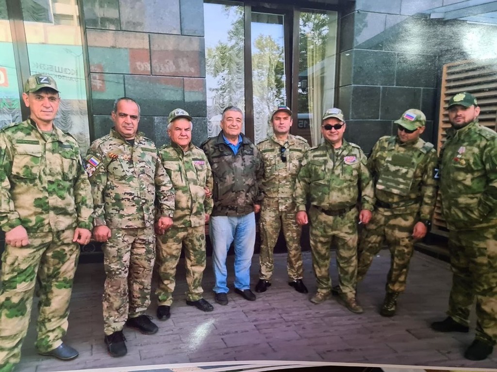 Проект «Неизвестные герои» рассказал о директоре спортшколы, помогающем защитникам Донбасса