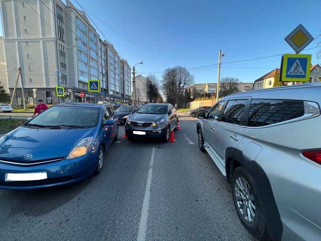 В Калининграде под колёса автомобиля попала 81-летняя женщина