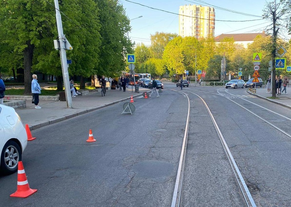 В Калининграде иномарка сбила девочку на Киевской улице