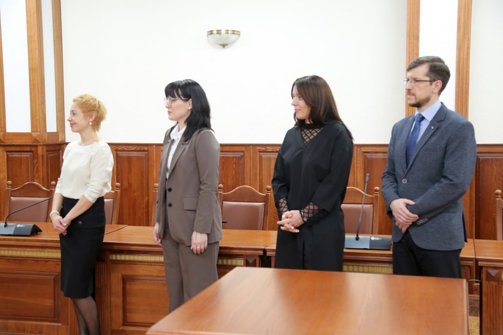 В Калининграде вручили удостоверения новым федеральным судьям