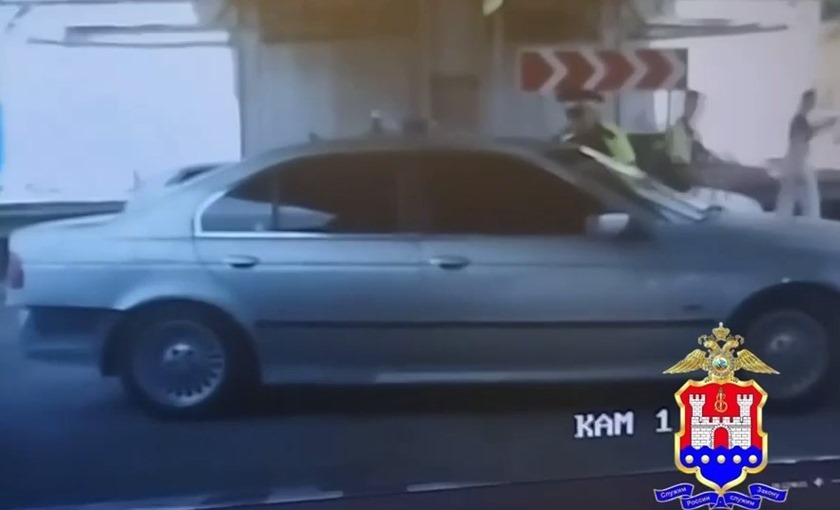В Калининграде полицейские в ходе погони задержали нетрезвого водителя иномарки
