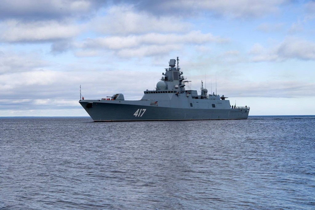 Снабжение Калининграда: российские военные корабли сопровождают суда «теневого флота» Снабжение Калининграда: российские военные корабли сопровождают суда «теневого флота»