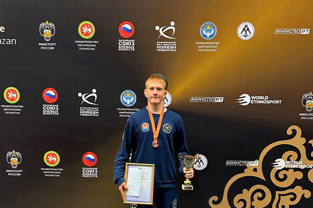 Студент из Калининграда завоевал «бронзу» на первенстве мира по борьбе корэш
