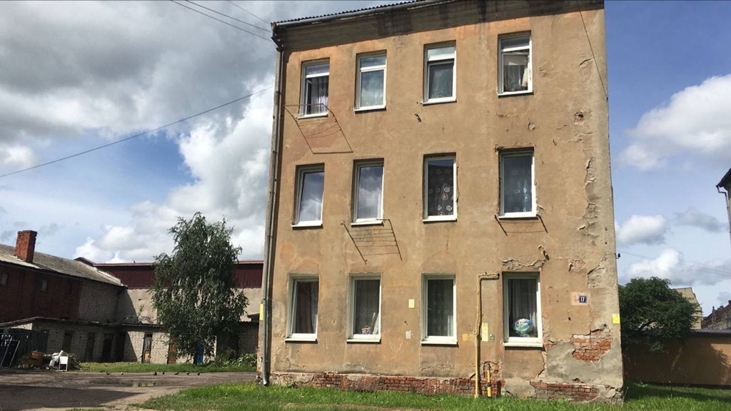 Прокуратура Черняховска добилась ускоренного расселения аварийного дома