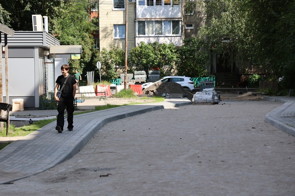 Дятлова провела инспекцию дворов Калининграда