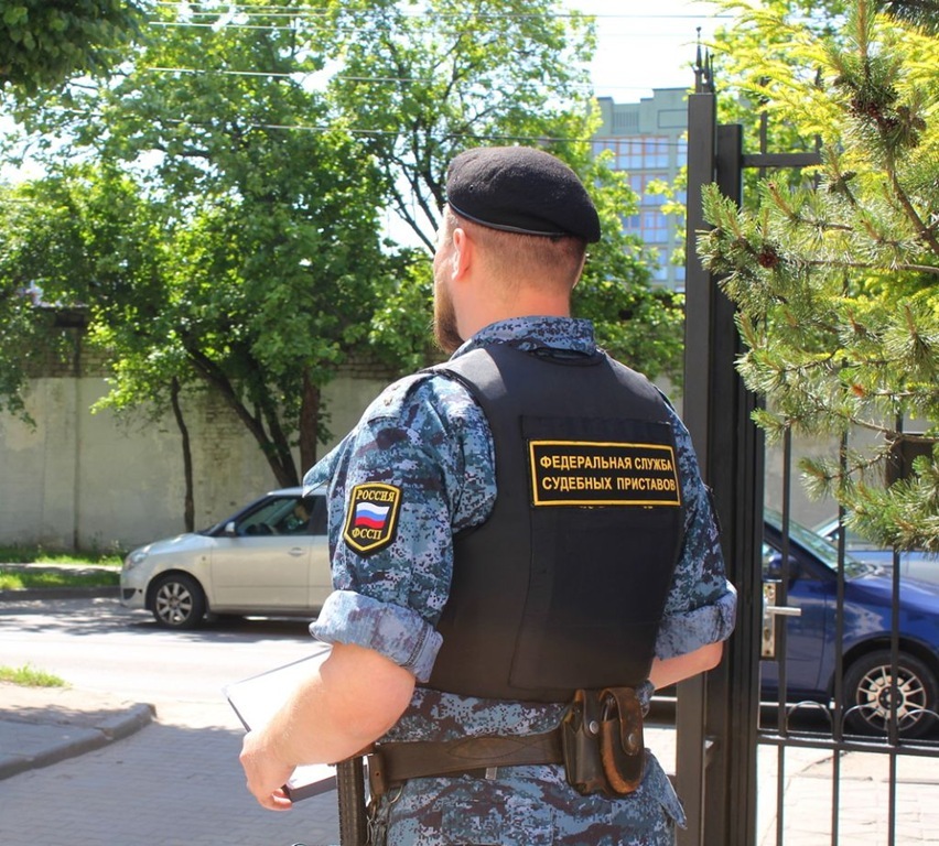 Калининградец рассчитался с бывшей супругой лишь после ареста квартиры