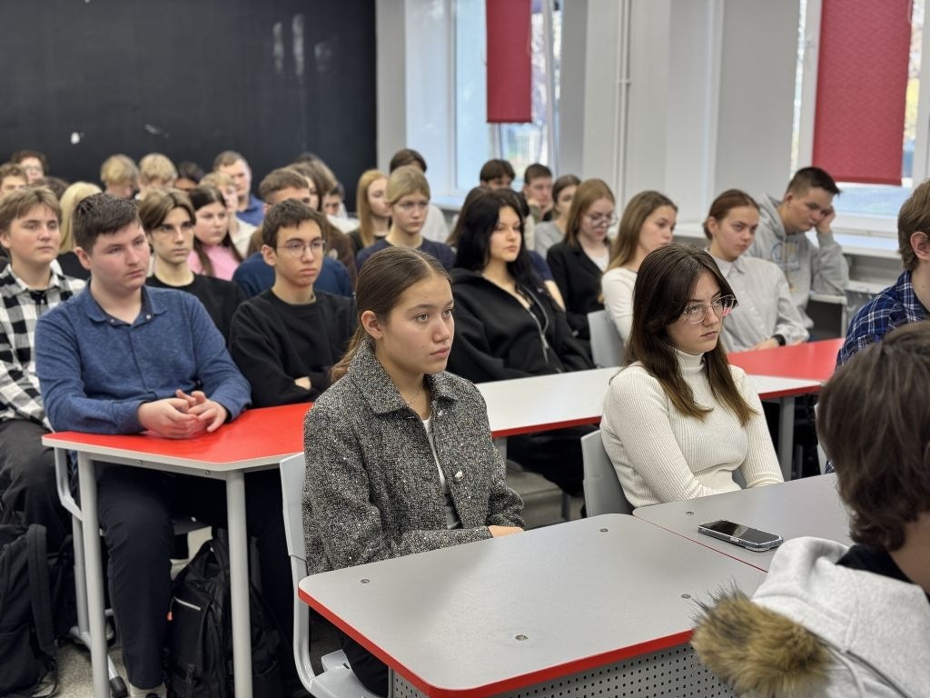 Калининградские полицейские рассказали школьникам о вреде наркотиков