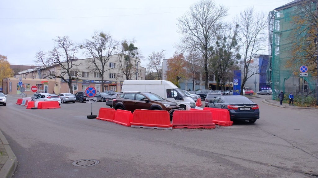 Парковка на Барнаульской закроется на неделю