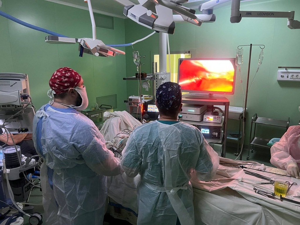 Операция с ювелирной точностью: как врачи спасли молодую женщину Операция с ювелирной точностью: как врачи спасли молодую женщину