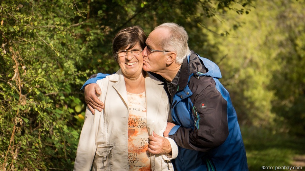 В Калининградской области супруги, прожившие вместе полвека, получат по 5 тысяч рублей